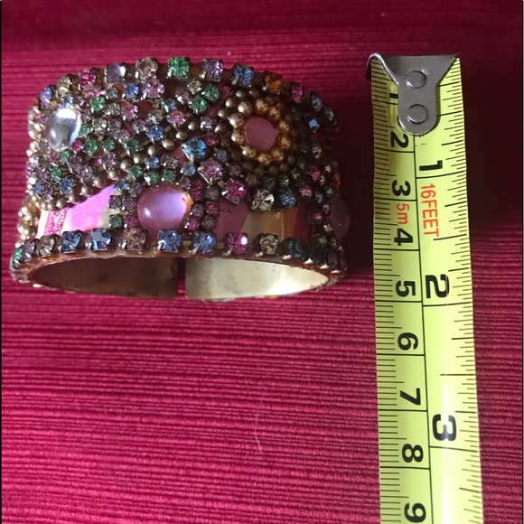 Vintage Beautiful stone studded metal cuff *SALE* - Picture 7 of 8